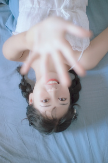 女朋友妈妈出轨了跟我分手